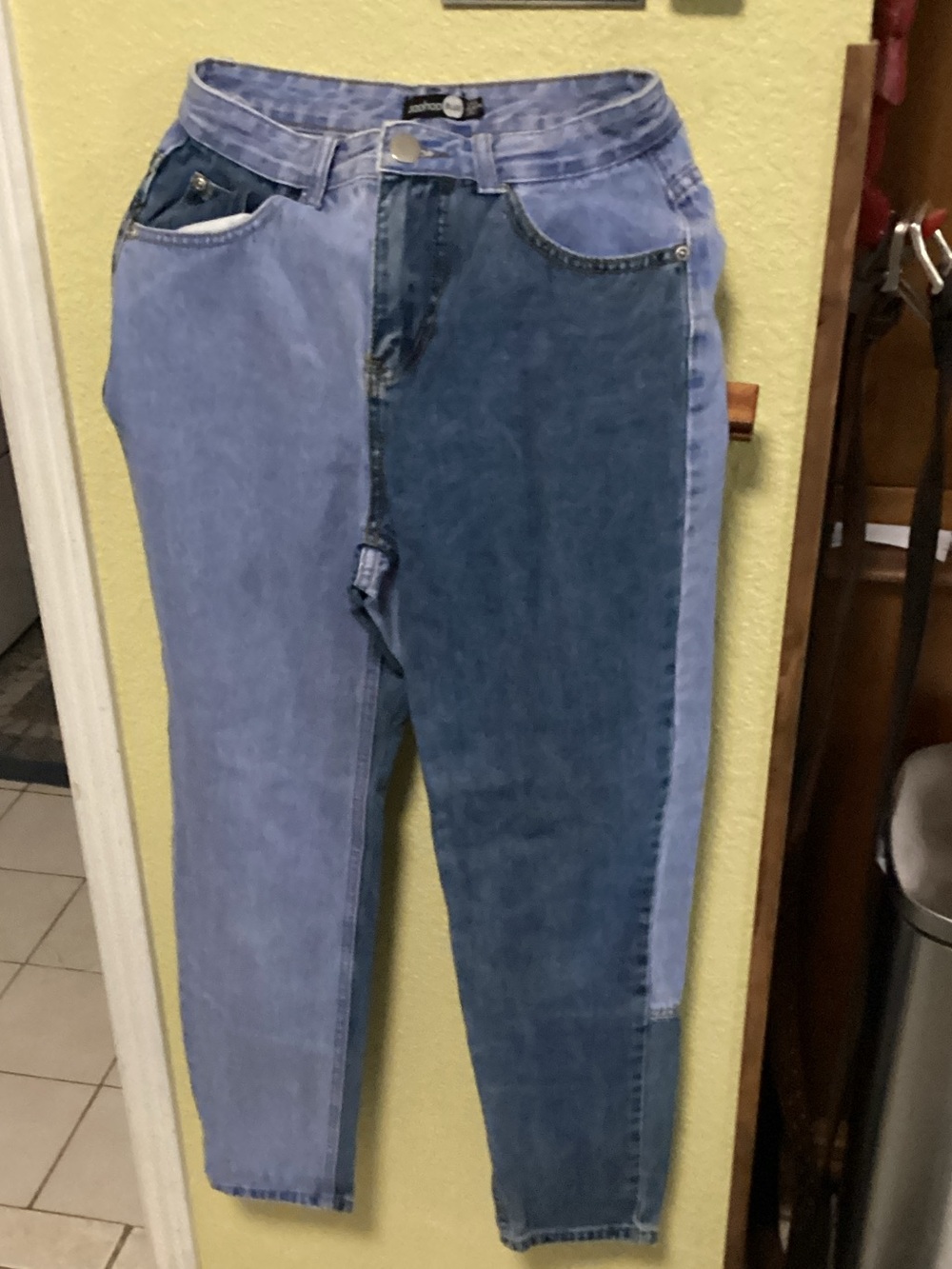 Boohoo Two-Tone Light and Dark Blue High-Rise Jeans